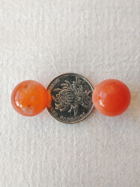 古玩玉器天然紅瑪瑙珠2顆拍賣,當前價格480元