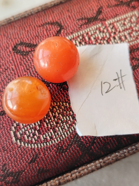 古玩玉器天然紅瑪瑙珠2顆拍賣,當前價格480元