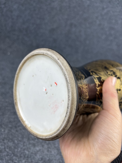 古玩陶瓷烏金釉描金觀音瓶拍賣，當(dāng)前價(jià)格4288元