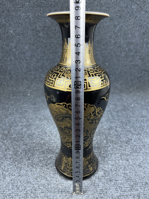 古玩陶瓷烏金釉描金觀音瓶拍賣，當(dāng)前價(jià)格4288元
