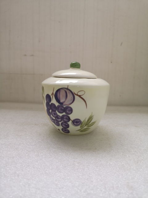 古玩陶瓷粉彩瓜果紋蓋罐拍賣，當(dāng)前價格298元
