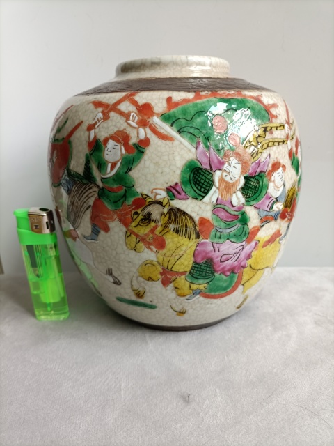 古玩陶瓷哥釉五彩刀馬人物戰(zhàn)將紋罐拍賣,當(dāng)前價(jià)格920元