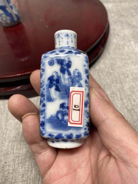 古玩陶瓷司馬光砸缸青花鼻煙壺拍賣,當(dāng)前價格8800元