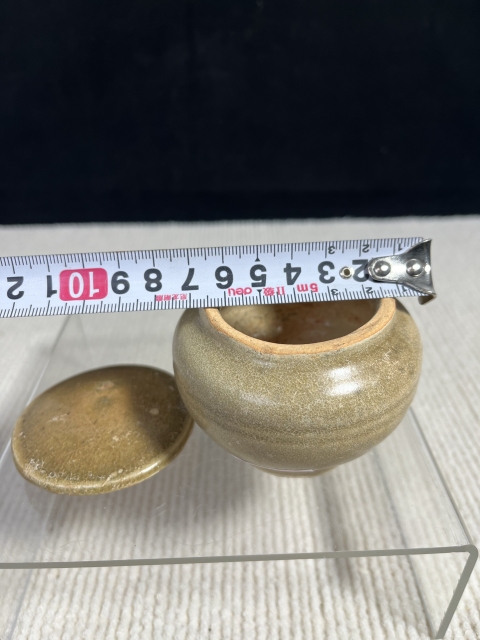 古玩陶瓷元末龍泉青瓷黃釉蓋罐拍賣,當(dāng)前價格998元