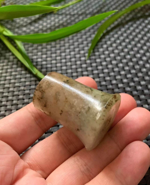古玩玉器清晚期翡翠大煙槍嘴子拍賣,當前價格1580元