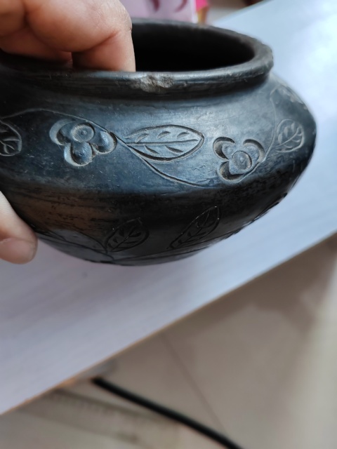古玩陶瓷清代陶質刻花罐拍賣,當前價格766元