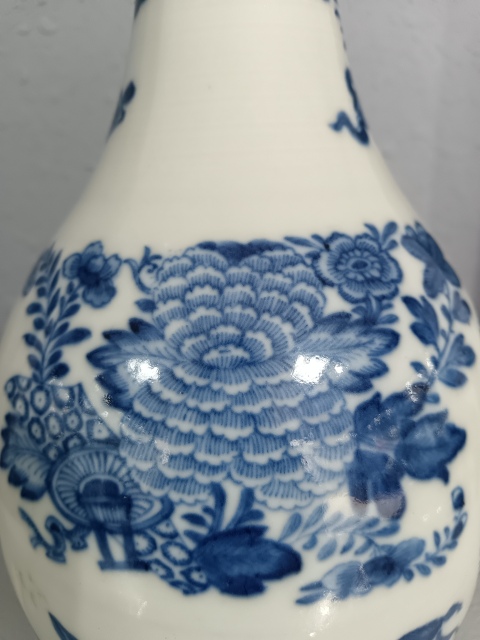古玩陶瓷清乾隆名品菲茨休細路青花花卉瓶拍賣,當前價格3680元