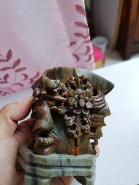 古玩玉器喜上眉梢筆筒拍賣,當(dāng)前價格499元