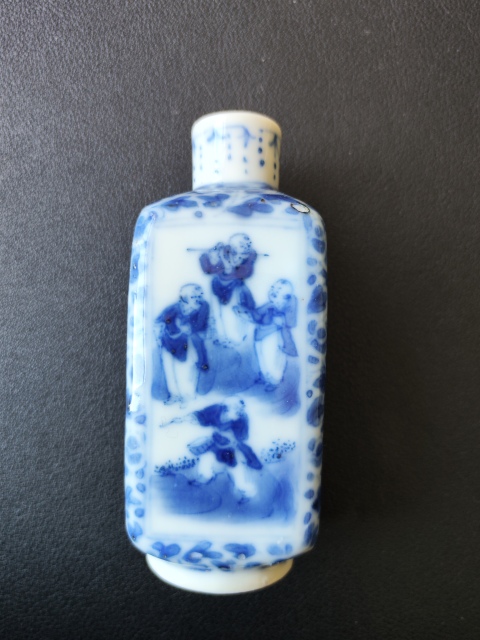 古玩陶瓷司馬光砸缸青花鼻煙壺拍賣,當(dāng)前價格8800元