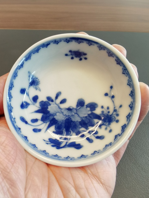 古玩陶瓷一對大清光緒年製官窯款青花花卉紋筆舔拍賣,當前價格2980元