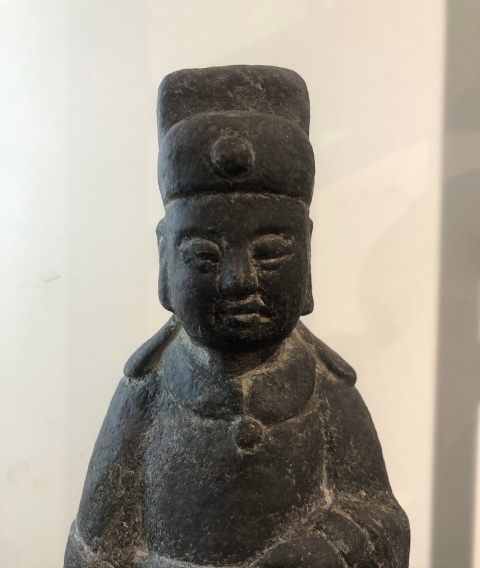 古玩雜項青石雕文官像拍賣，當前價格38888元