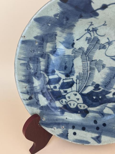 古玩陶瓷清中期·豆青釉青花山水人物盤拍賣,當前價格450元