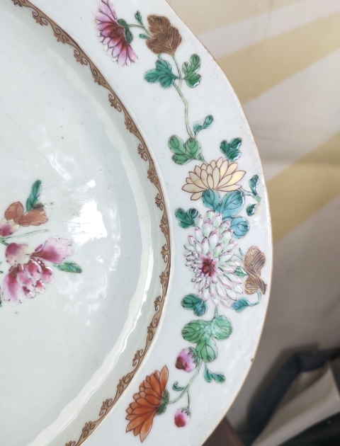 古玩陶瓷【雍正粉彩超級大盤全品】粉彩花卉紋花口盤拍賣，當前價格4600元