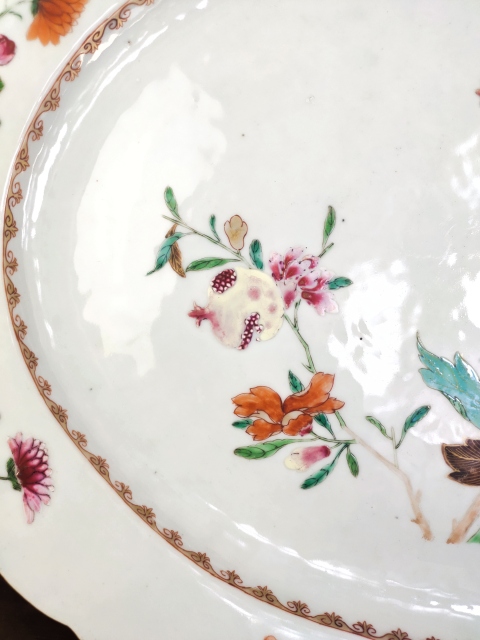 古玩陶瓷【雍正粉彩超級大盤全品】粉彩花卉紋花口盤拍賣，當前價格4600元