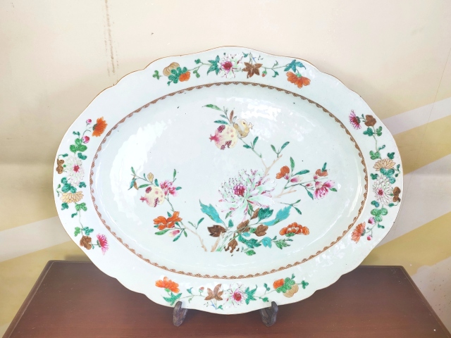 古玩陶瓷【雍正粉彩超級大盤全品】粉彩花卉紋花口盤拍賣，當前價格4600元