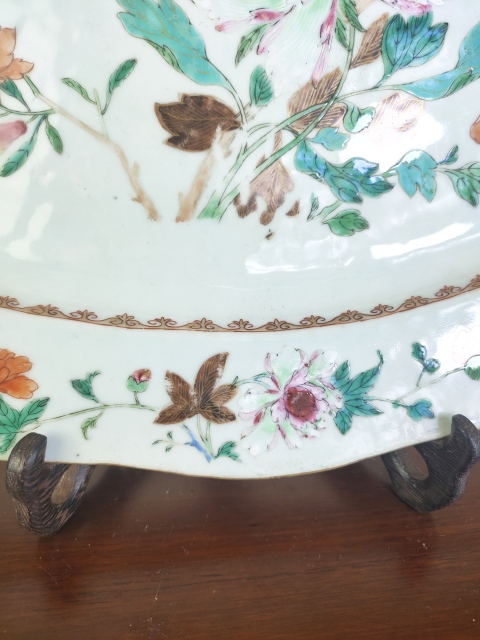 古玩陶瓷【雍正粉彩超級大盤全品】粉彩花卉紋花口盤拍賣，當前價格4600元