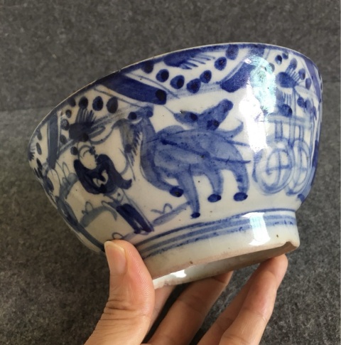 古玩陶瓷清中期 青花八蠻進寶大碗（標本價）拍賣，當前價格199元