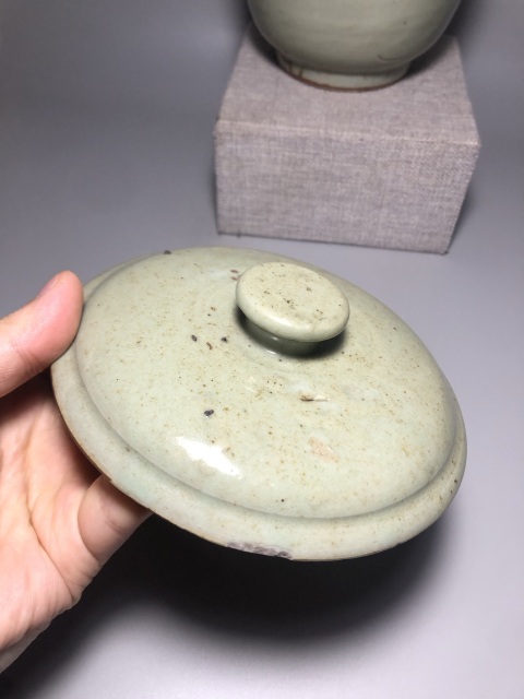 古玩陶瓷(明代)精品龍泉窯青釉大蓋缽(收藏級)拍賣,當(dāng)前價格1888元