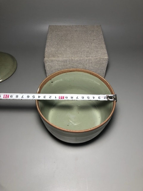 古玩陶瓷(明代)精品龍泉窯青釉大蓋缽(收藏級)拍賣,當(dāng)前價格1888元