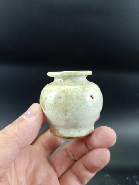 古玩陶瓷【清早】哥釉小石榴尊【文房雅器】拍賣，當前價格0元