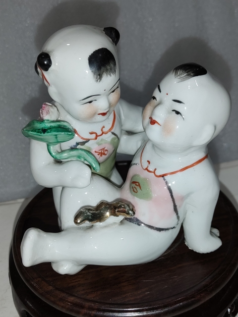 古玩陶瓷和合二仙童子塑像拍賣,當(dāng)前價(jià)格688元