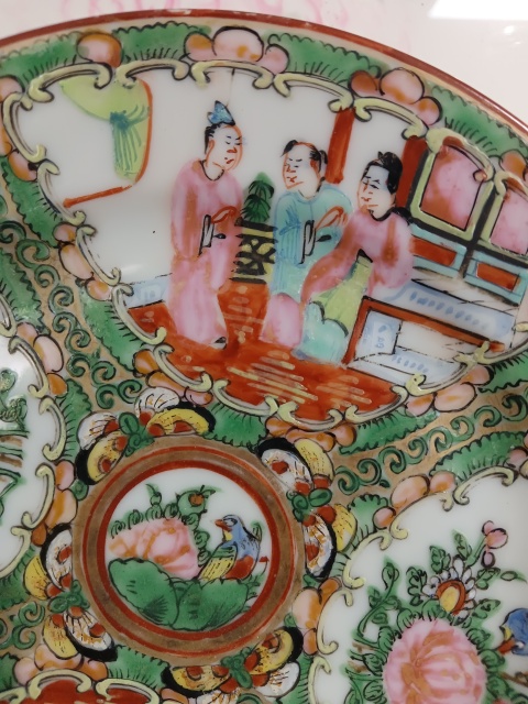 古玩陶瓷全美品晚清-民國廣彩西廂記人物盤拍賣,當前價格780元
