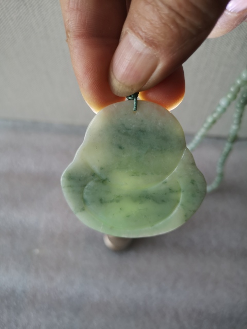 古玩玉器天然翡翠“佛公”掛件拍賣,當(dāng)前價(jià)格850元