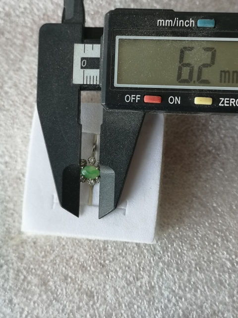 古玩玉器天然翡翠鑲嵌戒指拍賣,當前價格160元