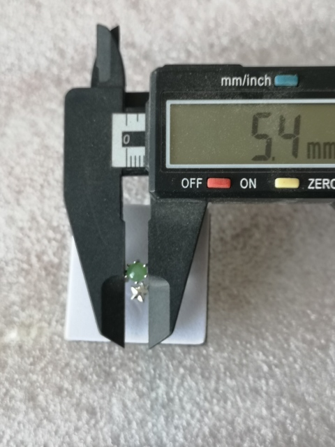 古玩玉器天然翡翠鑲嵌戒指拍賣，當前價格135元