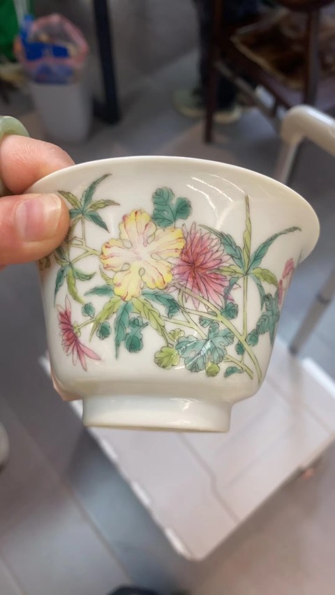 古玩陶瓷民國(guó) 粉彩花卉紋蓋碗身拍賣，當(dāng)前價(jià)格4800元