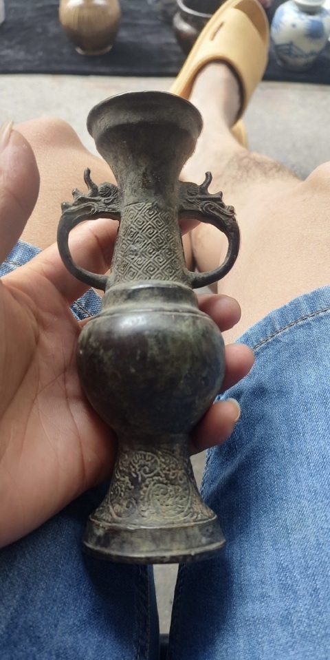 古玩銅器獸耳銜環(huán)銅瓶拍賣，當前價格1588元