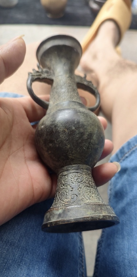 古玩銅器獸耳銜環(huán)銅瓶拍賣，當前價格1588元