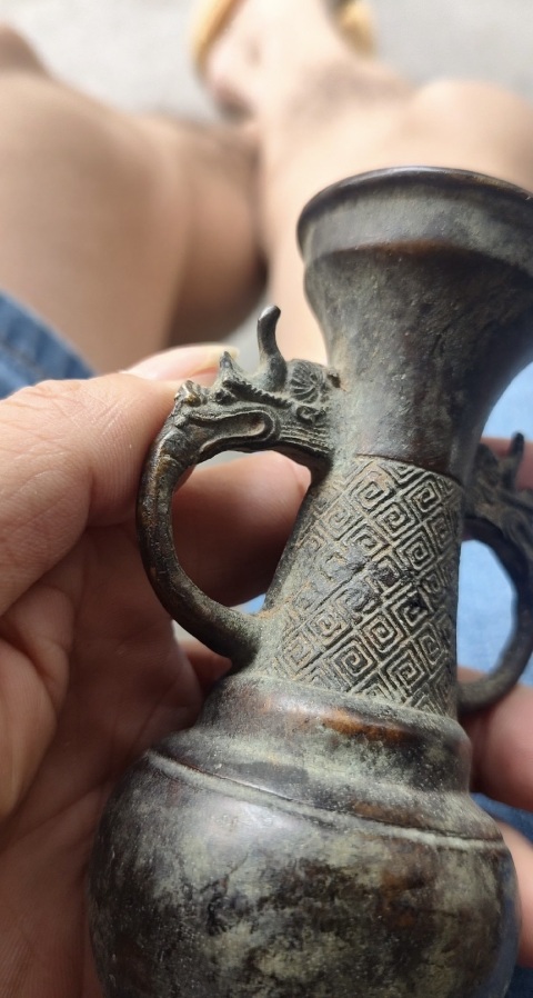 古玩銅器獸耳銜環(huán)銅瓶拍賣，當前價格1588元