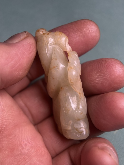 古玩玉器紅沁東方朔偷桃拍賣,當前價格7200元
