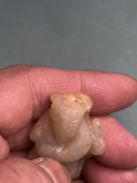 古玩玉器紅沁東方朔偷桃拍賣,當前價格7200元