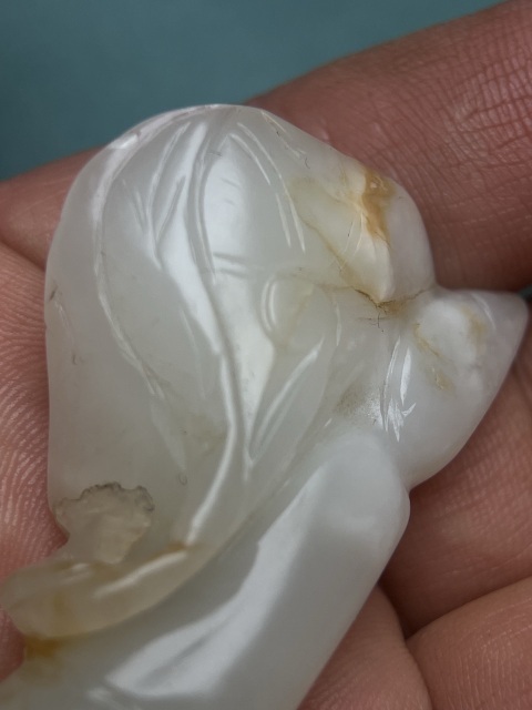 古玩玉器清代白玉籽料蓮藕墜拍賣，當前價格6800元
