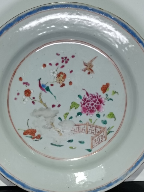 古玩陶瓷清乾隆粉彩庭院花鳥盤拍賣,當前價格1680元