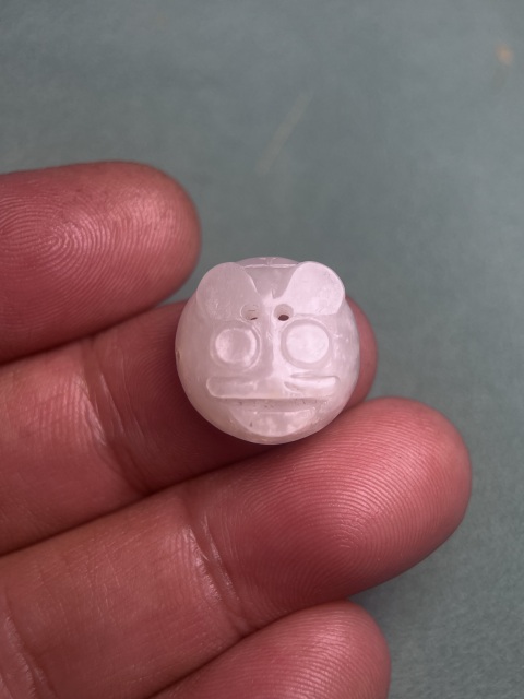 古玩玉器白玉虎頭帽花拍賣,當前價格3800元
