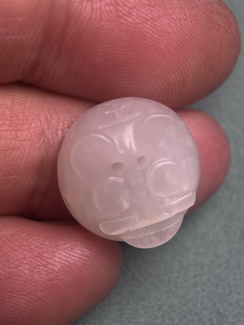 古玩玉器白玉虎頭帽花拍賣,當前價格3800元