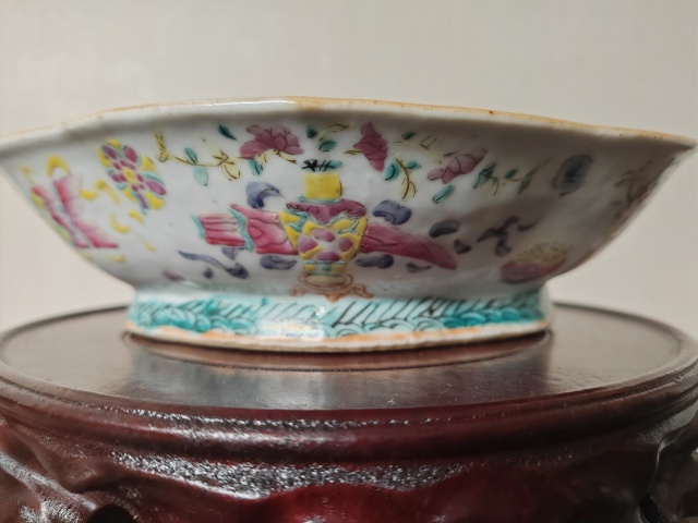 古玩陶瓷粉彩博古皮球花紋海棠碗拍賣，當前價格1800元