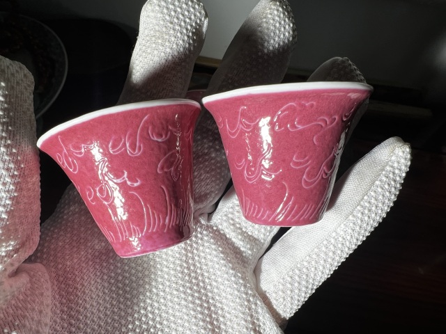 古玩陶瓷民國(guó) 胭脂紅軋道杯碟 2對(duì)拍賣，當(dāng)前價(jià)格588元