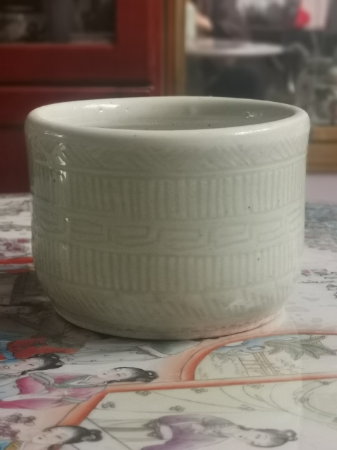 古玩陶瓷豆青釉刻回文筒式爐拍賣(mài)，當(dāng)前價(jià)格2188元