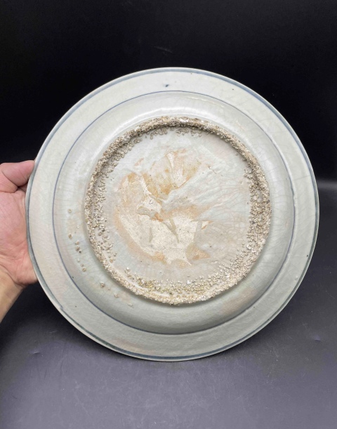 古玩陶瓷明代青花鳳穿牡丹圖折沿盤（有保真卡）拍賣，當前價格4680元