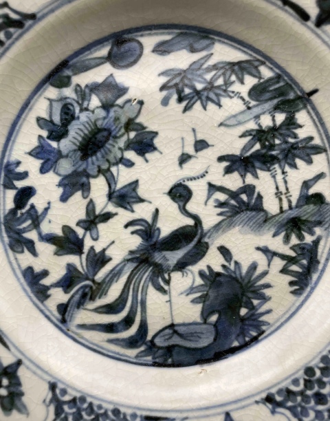 古玩陶瓷明代青花鳳穿牡丹圖折沿盤（有保真卡）拍賣，當前價格4680元