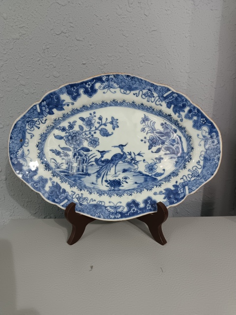 古玩陶瓷清乾隆細(xì)路青花孔雀紋大盤拍賣,當(dāng)前價(jià)格4600元