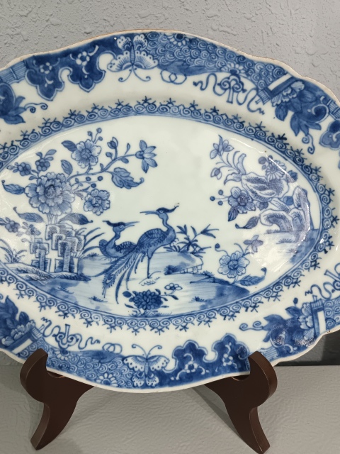 古玩陶瓷清乾隆細(xì)路青花孔雀紋大盤拍賣,當(dāng)前價(jià)格4600元