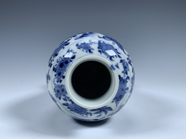 古玩陶瓷清晚期·青花花鳥紋蓋瓶拍賣,當前價格6500元