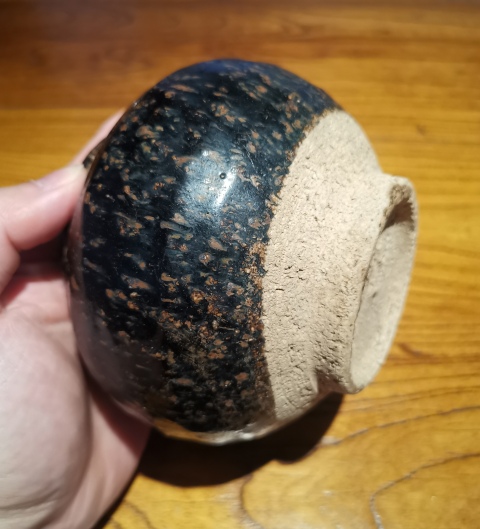 古玩陶瓷金元黑釉鐵銹斑茶入拍賣,當前價格299元