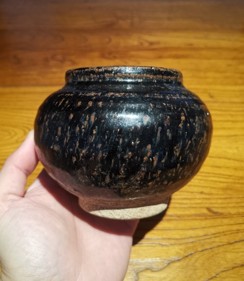 古玩陶瓷金元黑釉鐵銹斑茶入拍賣,當前價格299元