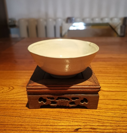 古玩陶瓷金元白釉盞拍賣,當前價格600元